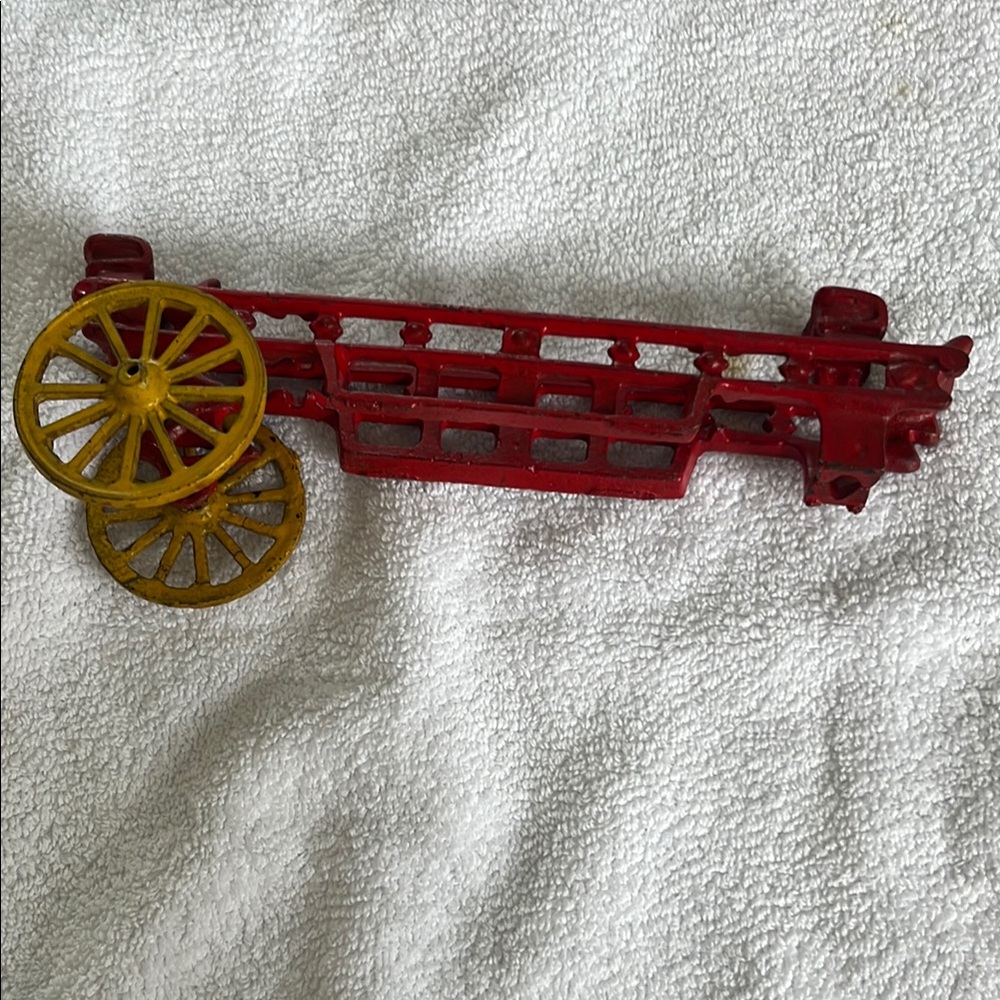 Vintage Fire Truck Toy with Horses cast iron - Picture 5 of 6